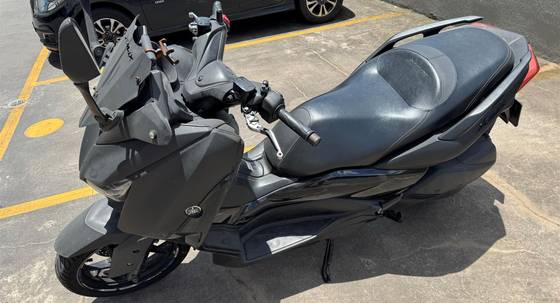 YAMAHA XMAX ABS 